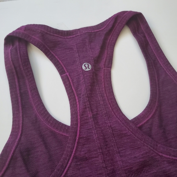 Lululemon Swiftly Tech Racerback Tank In Chilled Grape/Black, Size 6 - Picture 6 of 12